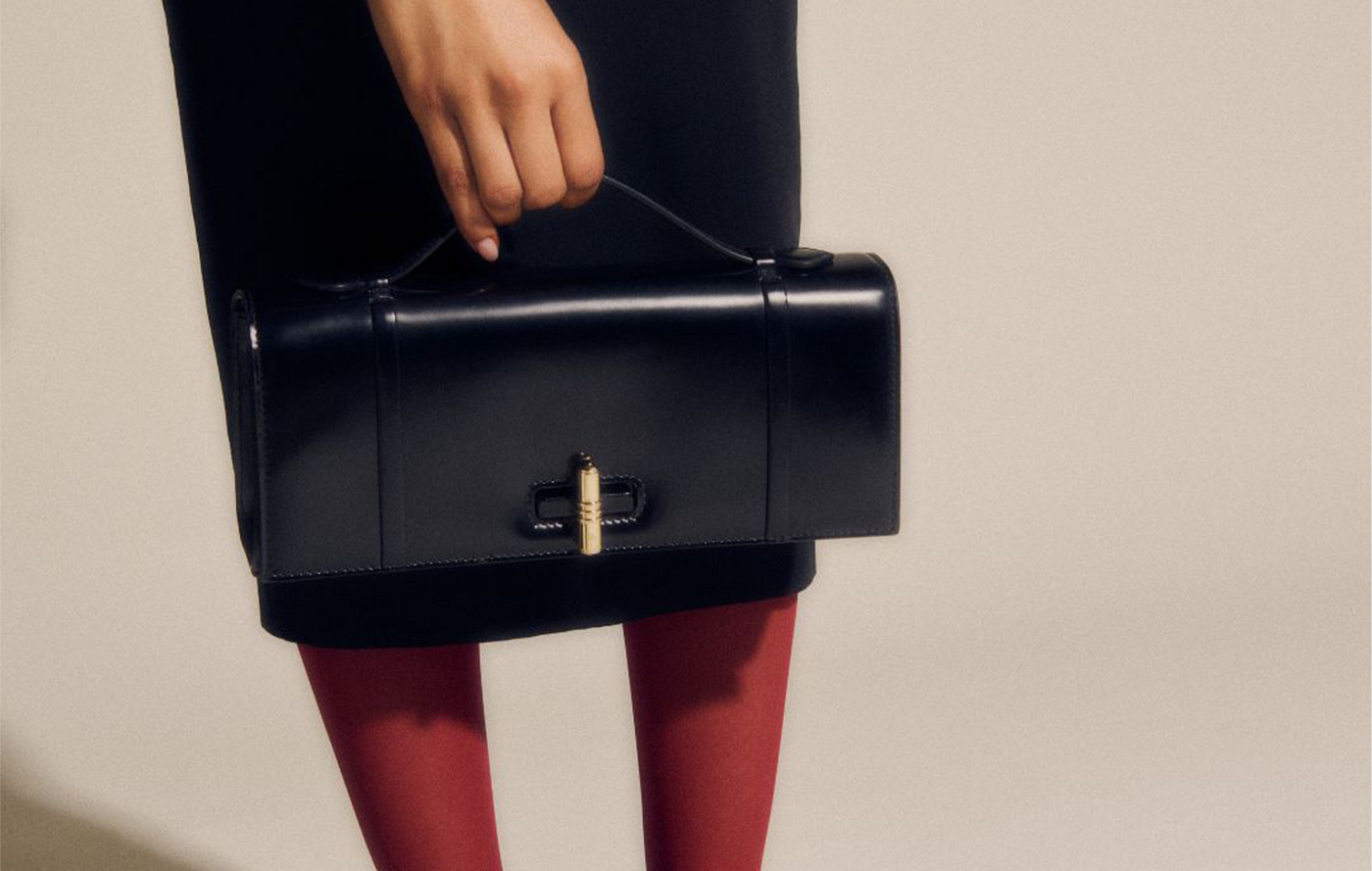 The Perfect Match: Coordinate Your Shoes and Handbag