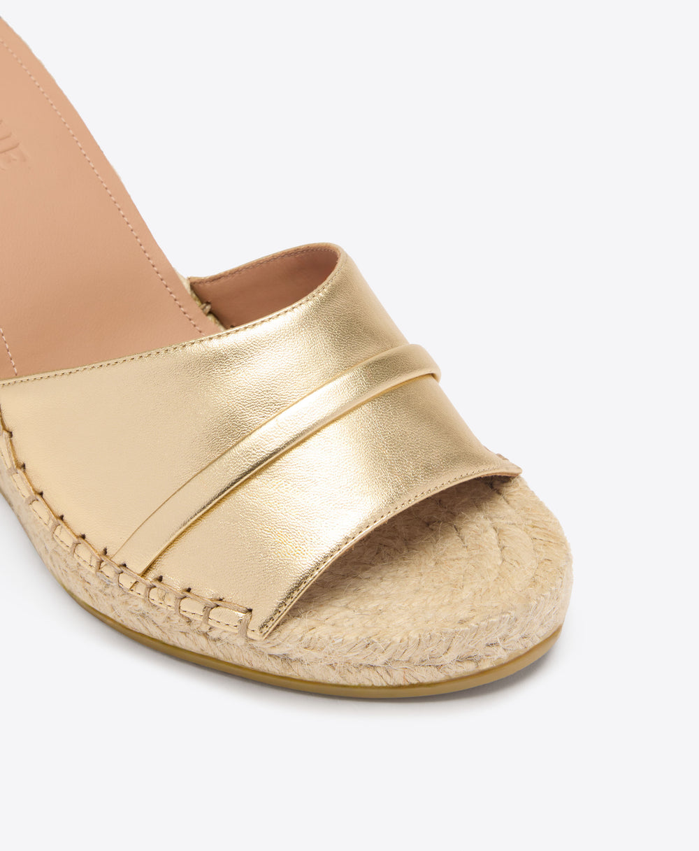 Soleil 85 Gold Metallic Leather Wedge Sandals Malone Souliers